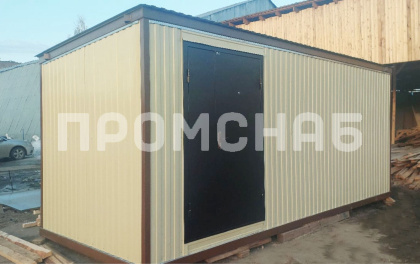 Блок-контейнер с проемом для ворот заказчика