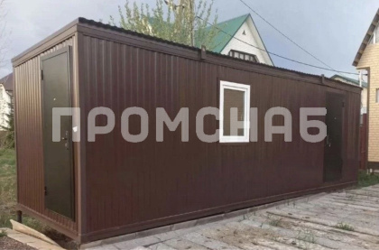 Дом из строительной бытовки