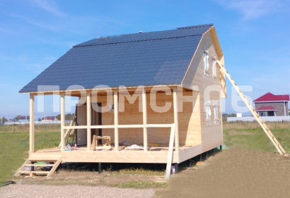 Каркасно-щитовой дом с террасой от производителя