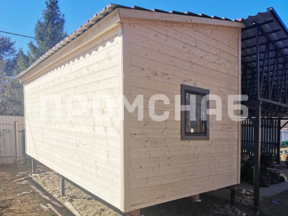 Большая бытовка 6 на 3 с односкатной крышей